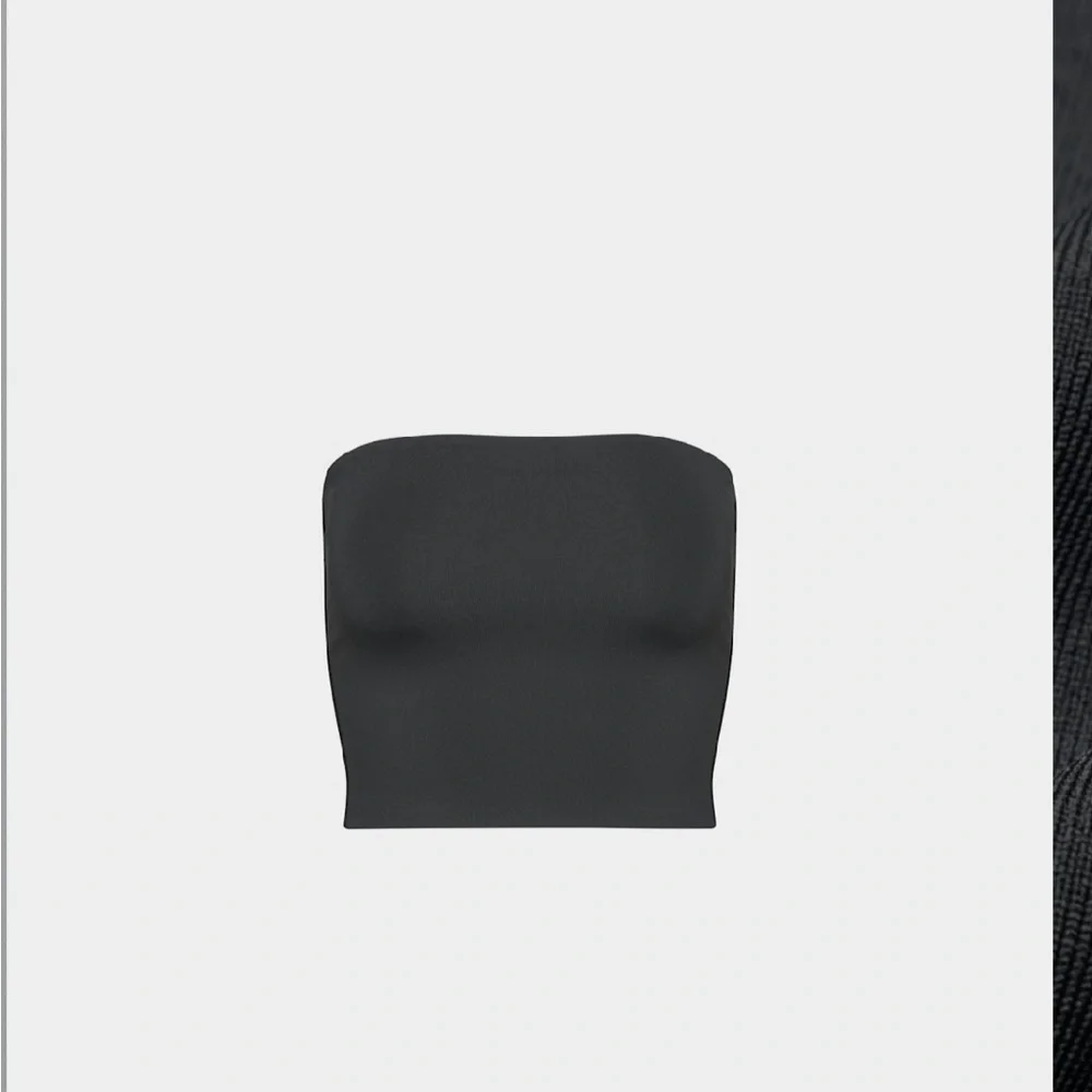 Aritzia Babaton Second Skin Contour Black Tube Top, new without tags - Picture 9 of 10